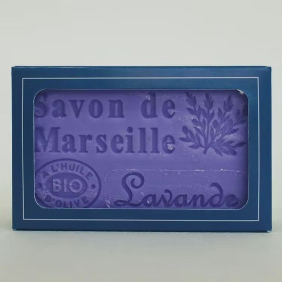 Savon de Marseille à l'huile d'olive bio parfum lavande dans son étui carton